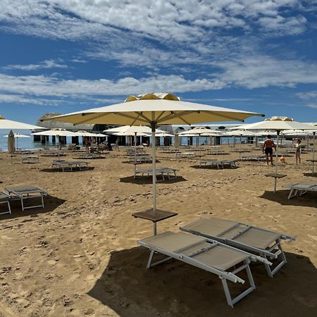 Appart 21 Artistic Beach Apartment 리그나노 사비아도로 외부 사진